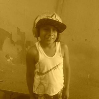 Profile Picture of Sean Pool (@jlujanbarahona) on Facebook