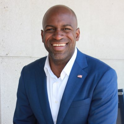 Profile Picture of Kenny Thompson,Jr. (@KThompson_Jr) on Twitter