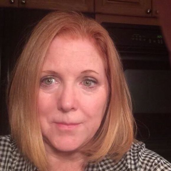 Profile Picture of Cindy Topolewski (@cltopo) on Poshmark