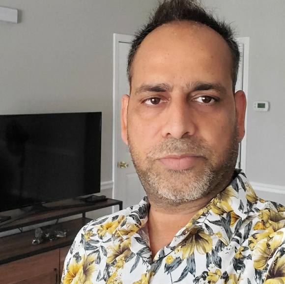 Profile Picture of Afsar Khan (@afsar786pk) on Poshmark