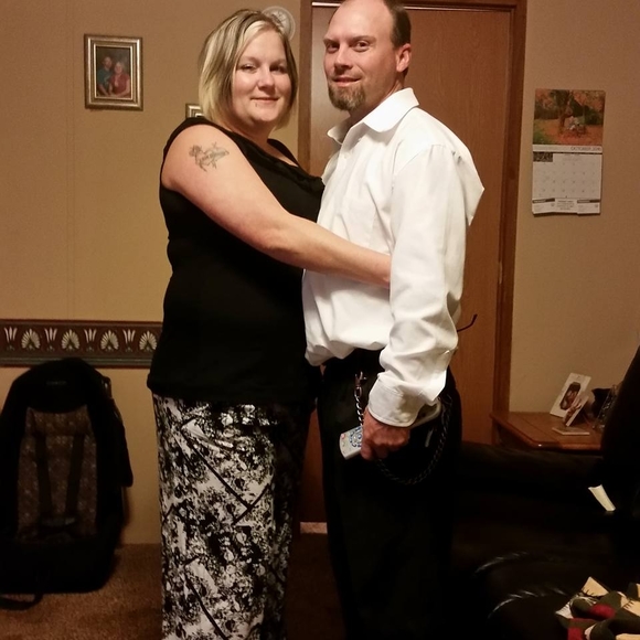 Profile Picture of Erin Matthews (@erinnmatthews) on Poshmark