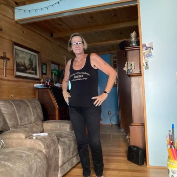 Profile Picture of Doris Rudolph (@bigdevil) on Poshmark
