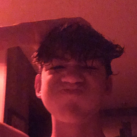 Gage Schinkel - Poshmark Profile Picture of Gage Schinkel (@gagetheboi26) on Poshmark