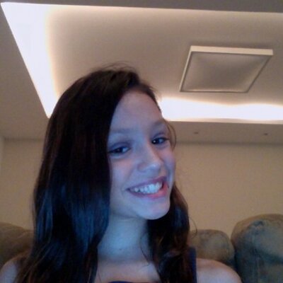 Profile Picture of Roberta Leon (@LeonRoberta12) on Twitter