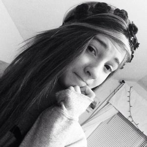 Profile Picture of Corinne Taylor (@kittycooow) on Myspace