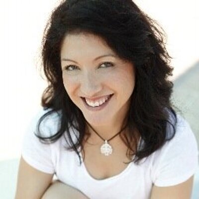 Profile Picture of Nancy Pasternack (@Inkstainedgal) on Twitter