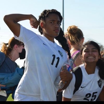 Profile Picture of Angela Gist (@SoccerMom27BHS) on Twitter