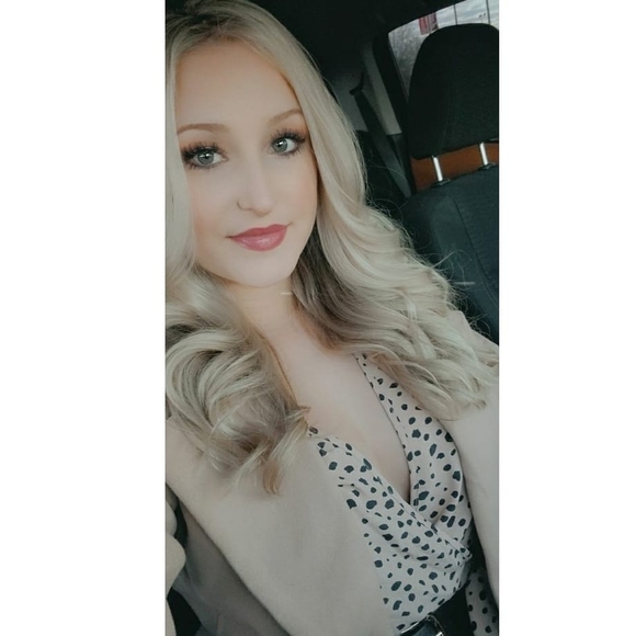 Profile Picture of Morgan Fowler (@morganfowler13) on Poshmark