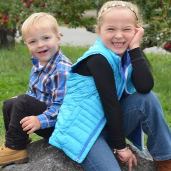 Profile Picture of Glen Chase (@glenchase95) on Poshmark