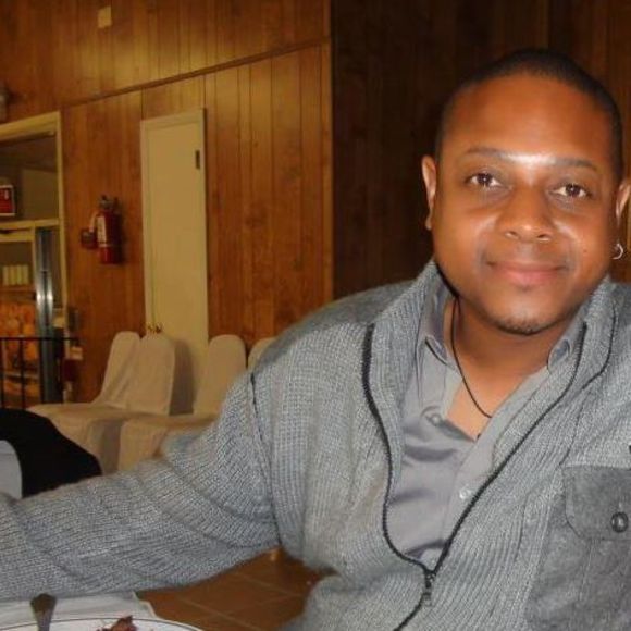 Profile Picture of Gregory Stephens (@grgg_stephens) on Poshmark