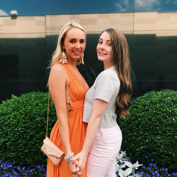 Profile Picture of Casey Levey (@caseylevey) on Poshmark