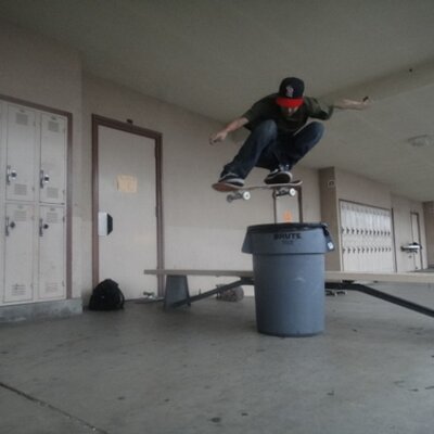 Profile Picture of Chris Resendez (@ChrisResendez) on Twitter