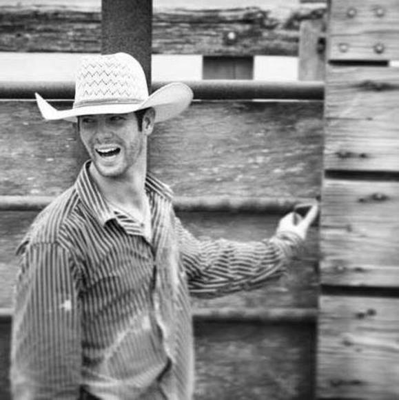 Profile Picture of Trey Barker (@treybarker) on Poshmark