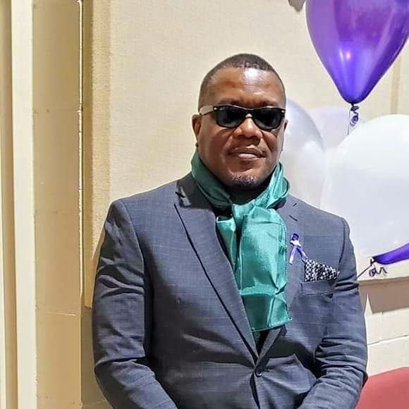 Profile Picture of Kenneth Badio (@hemie67) on Poshmark