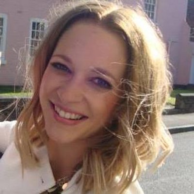 Profile Picture of Helen Parker (@helen_go_lucky) on Twitter