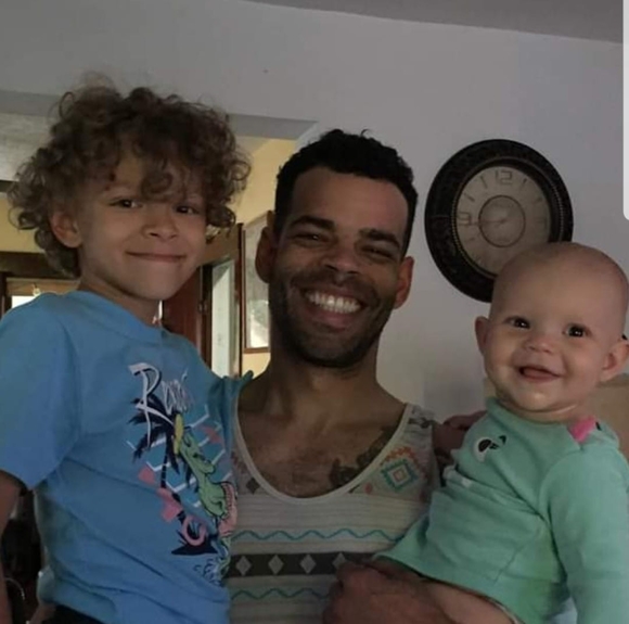 Profile Picture of Andrew Morgan (@andrewmorgan361) on Poshmark