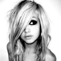 Profile Picture of Ellie Dustin (@ellie.dustin) on Facebook