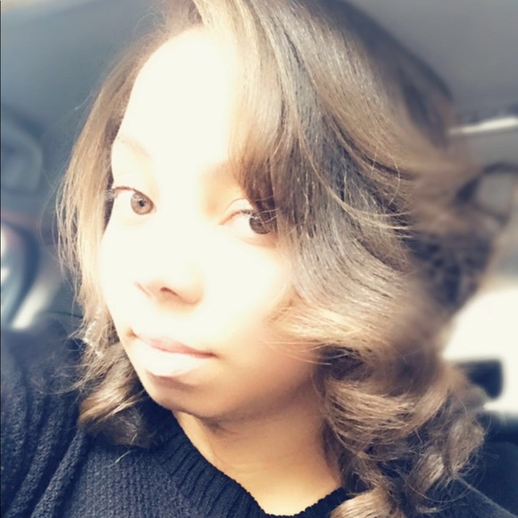 Profile Picture of Chris Flack (@kaystique) on Poshmark