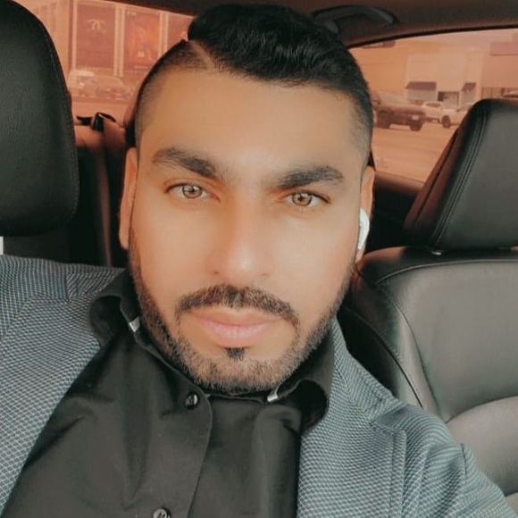 Profile Picture of Ubaid Ayubi (@ayubi828) on Poshmark