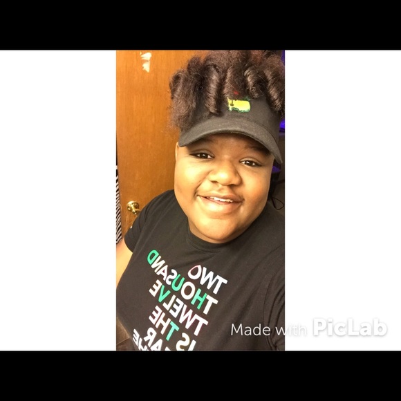 Profile Picture of Damonica Crawford (@damonicac) on Poshmark