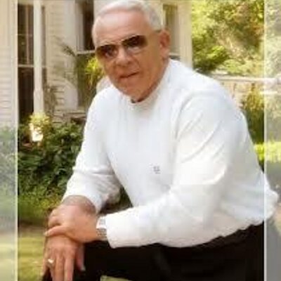 Profile Picture of Max Howell (@CoachMaxHowell) on Twitter