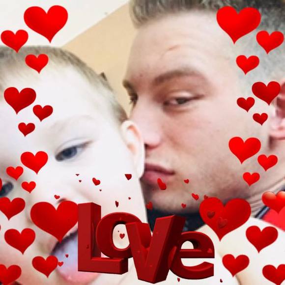 Profile Picture of Chris Lindsay (@chrislindsay502) on Poshmark