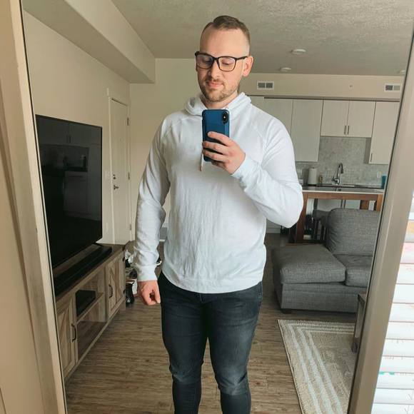 Zach Blackham - Poshmark Profile Picture of Zach Blackham (@zach_blackham) on Poshmark