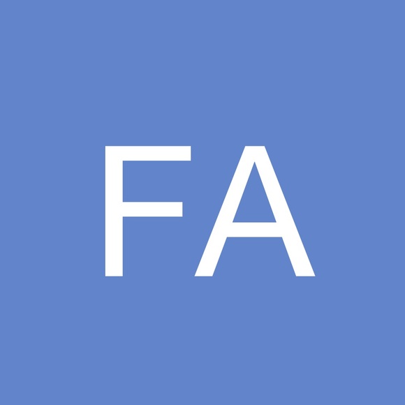 Profile Picture of Fatma Akel (@akelfatma) on Poshmark