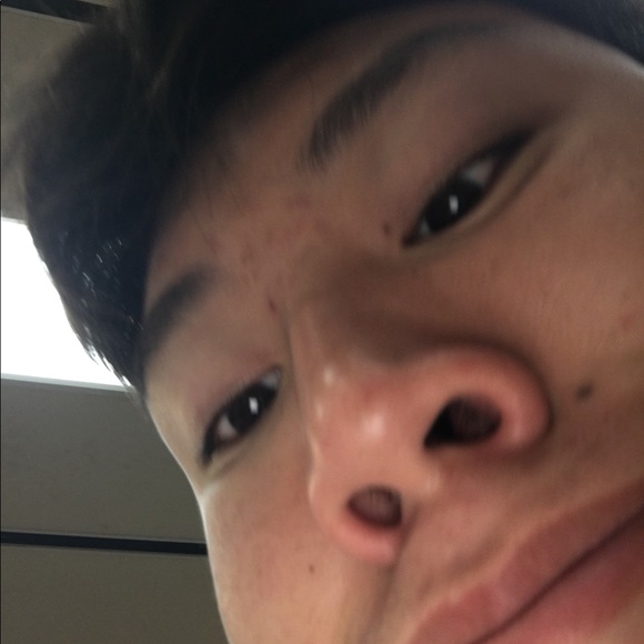 Profile Picture of Jonathan Ly (@jonyewest__) on Poshmark