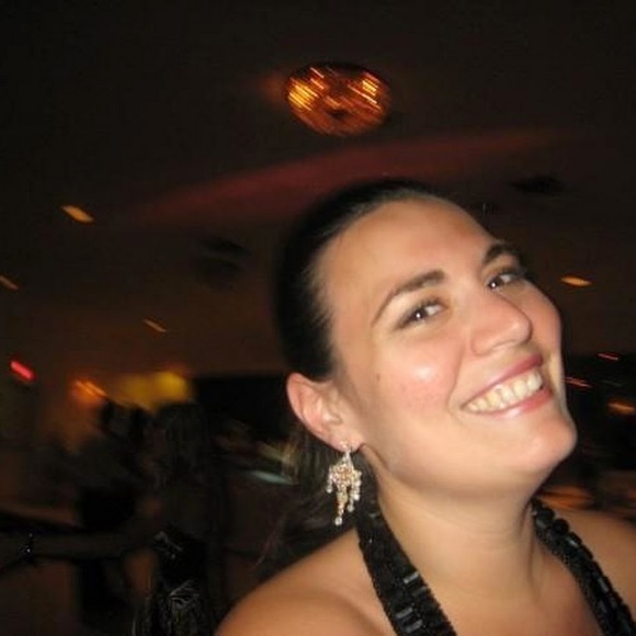 Profile Picture of Noel Marshall (@njmomma09) on Poshmark
