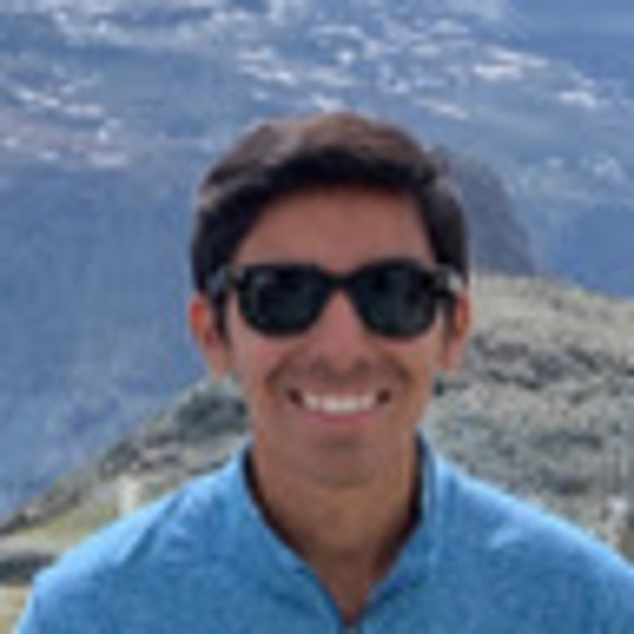 Profile Picture of William Castleberry (@william_cast) on Poshmark