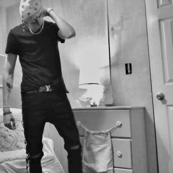 Profile Picture of Dylan Bates (@dylan_bates) on Poshmark