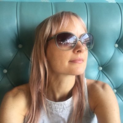 Profile Photo of Elizabeth Dye (@_elizabeth_dye) on Twitter