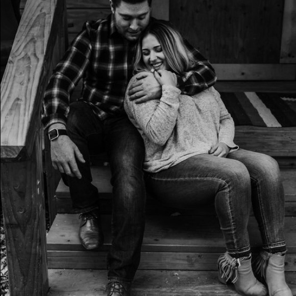 Profile Picture of Aaubree Shibley (@shibz01) on Poshmark