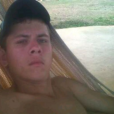 Profile Picture of Emerson Suarez (@EmersonLoren14) on Twitter