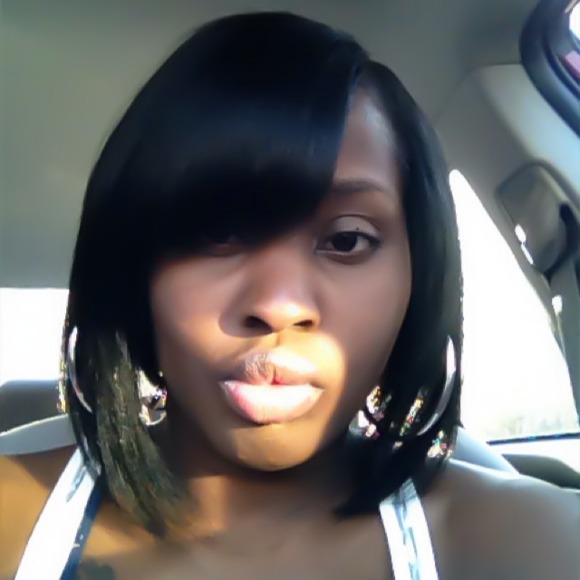 Profile Picture of Candace Smith (@candy4108705) on Poshmark