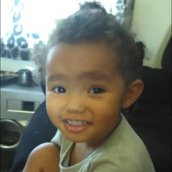 Coleen Denten - Poshmark Profile Picture of Coleen Denten (@coleendenten) on Poshmark