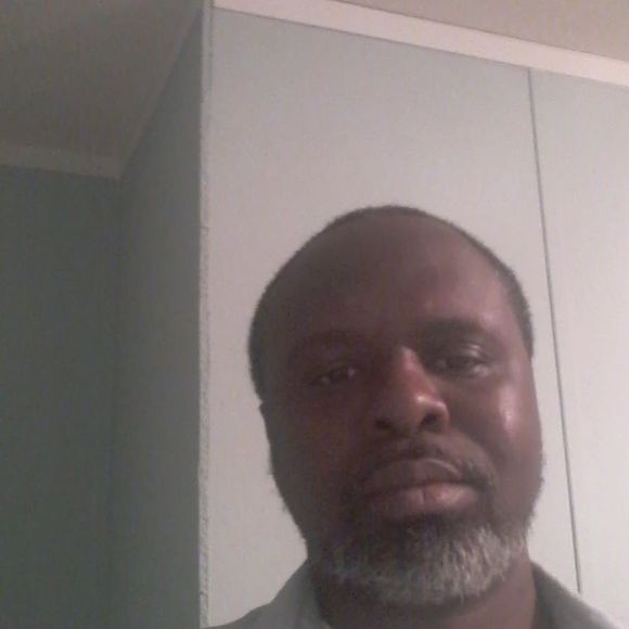 Profile Picture of Aaron Carter (@boyouboy40) on Poshmark