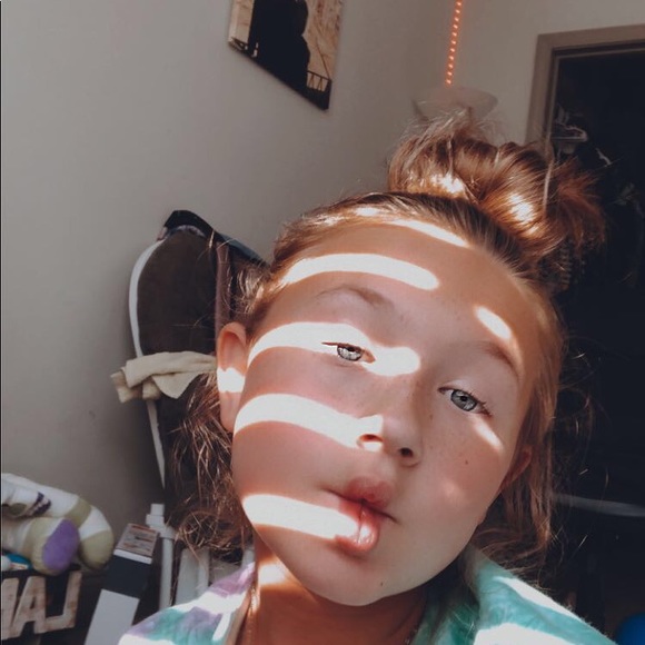 Profile Picture of Hailey Nugent (@hailey_lurie) on Poshmark