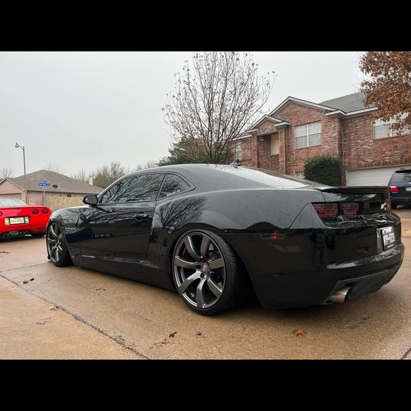 Profile Picture of Tyler Kreidler (@tylxrlv13) on Poshmark