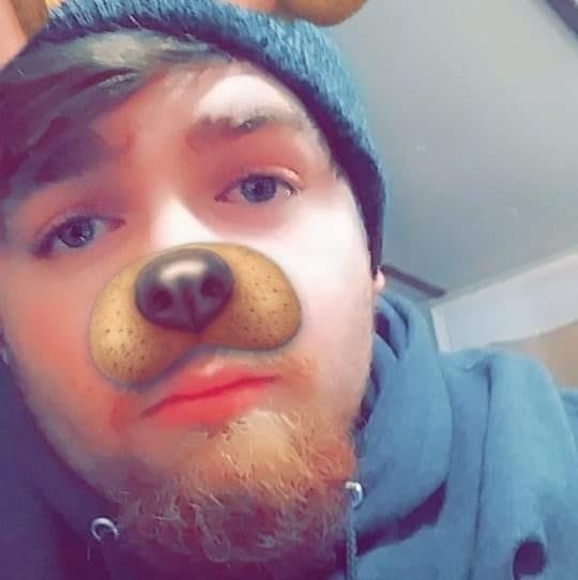 Profile Picture of Joshua Rathbone (@joshuarathbone) on Poshmark