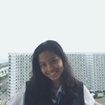Profile Picture of trisha (@trishareads) on Instagram