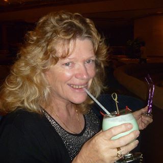 Profile Picture of Lynda Paladino (Lynda Patrick) (@lynda.paladino) on Facebook