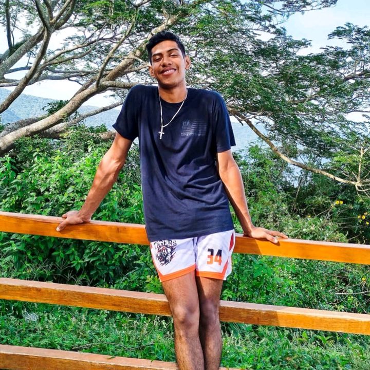 Profile Picture of Cristopher Urey (@cristopherur34) on Tiktok