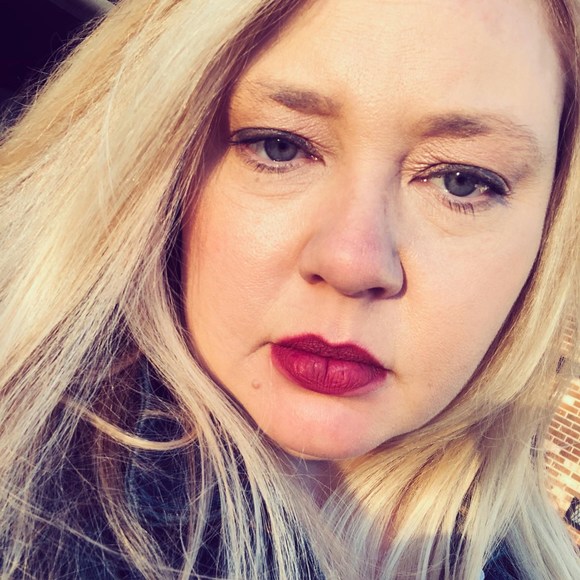 Profile Picture of Alicia Kelly (@cakelly1) on Poshmark