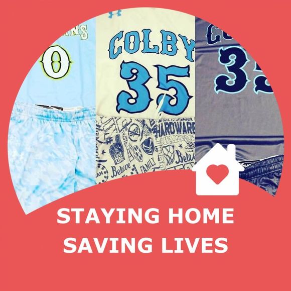 Profile Picture of Darryl Lo (@itsmauricelove) on Poshmark