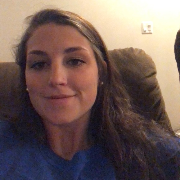 Profile Picture of Mackenzie Brewer (@mack_brew18) on Poshmark