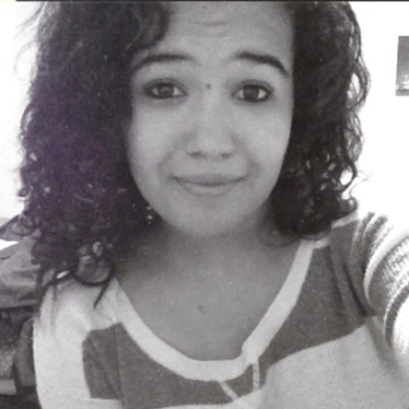 Profile Picture of Mikayla Paul (@mikayla_paul) on Poshmark