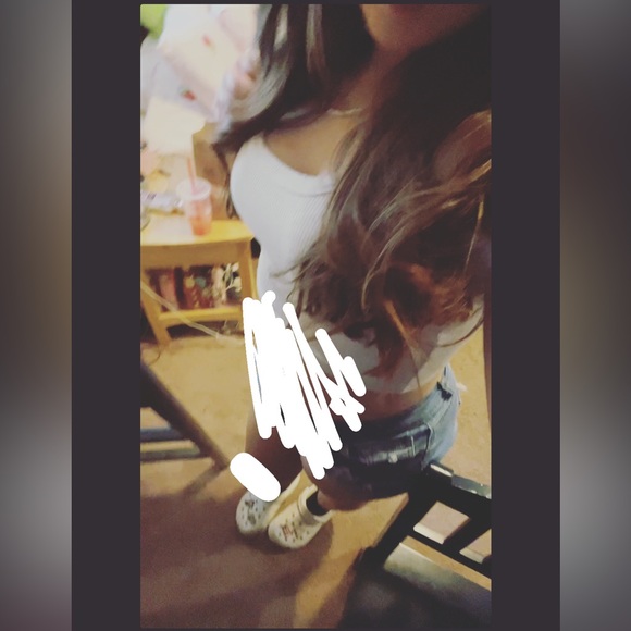 Profile Picture of Kylin Rosdahl (@425_kylin) on Poshmark