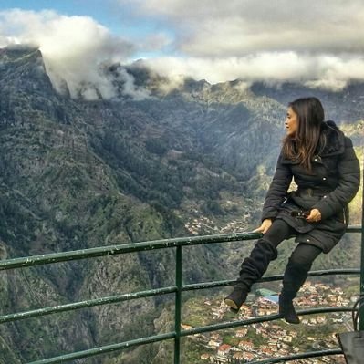 Profile Picture of ℋelen Malekkidou (@_HeLeNi_) on Twitter